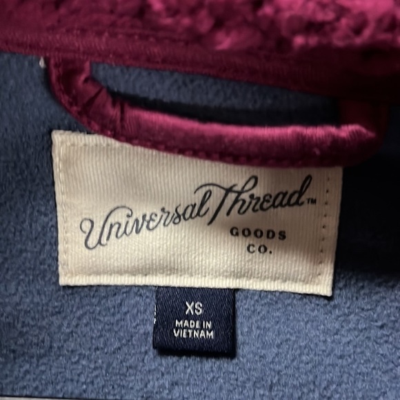 Universal thread women’s coat - Picture 3 of 4